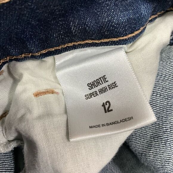 EXPRESS Shortie High Rise Jean Shorts - Picture 4 of 5